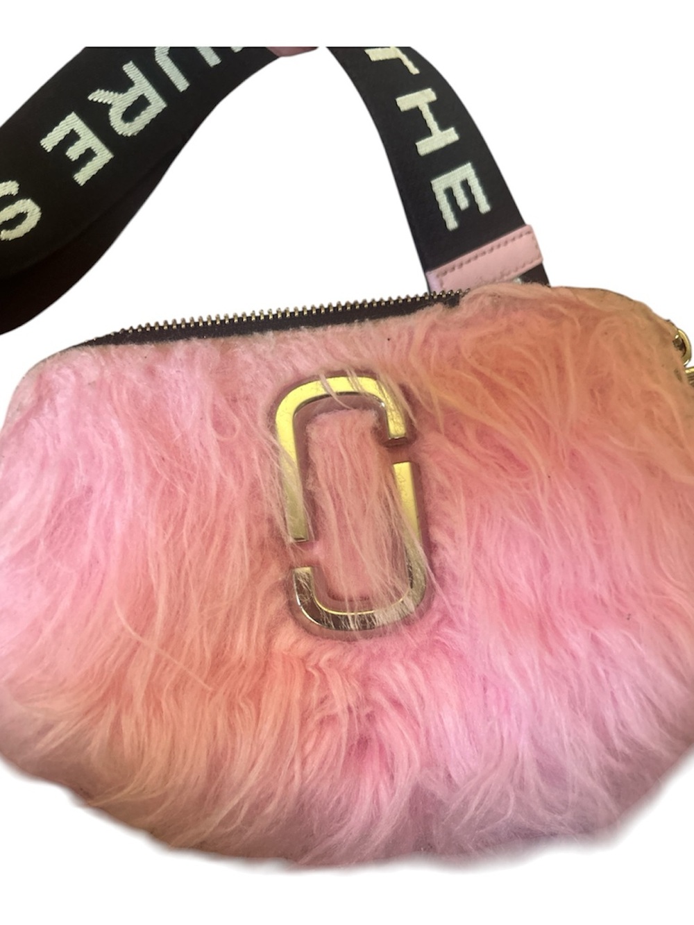 Marc Jacobs Pink Faux Fur Crossbody with Black Logo Strap - Picture 4 of 13